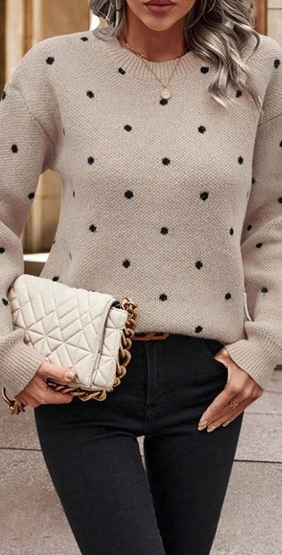 Maglione pullover pois casual, a maniche lunghe, lavorato a maglia.