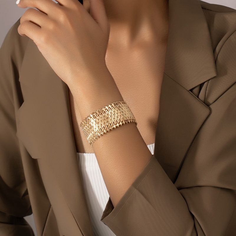 Bracciale Geometrico in Metallo Aperto per Donna: Elegante, Versatile e Semplice, Ideale per Uso Quotidiano e Feste