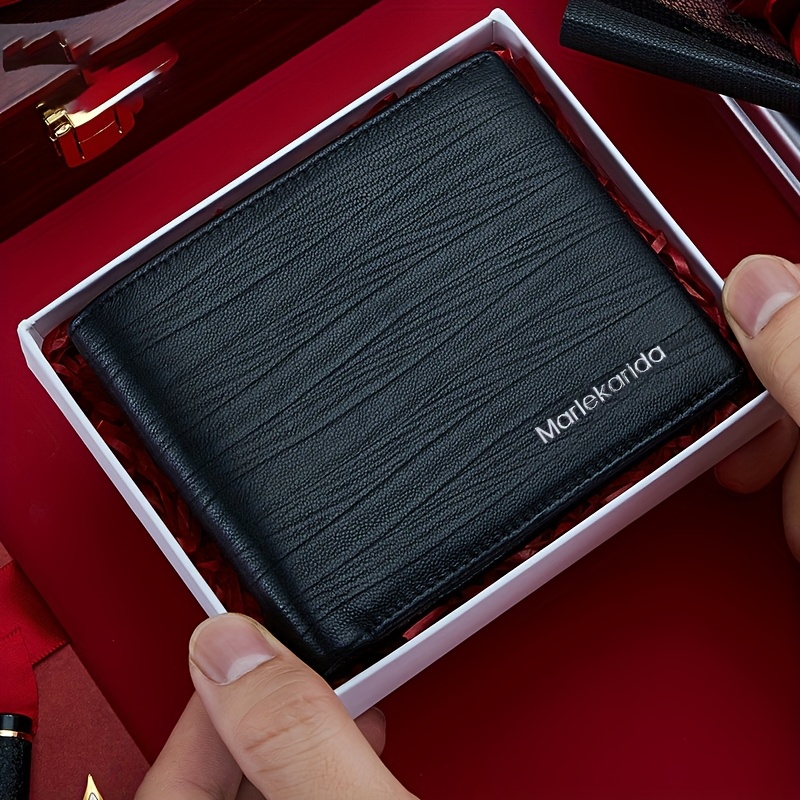 Portafoglio corto da uomo in vera pelle, design morbido e orizzontale in pelle