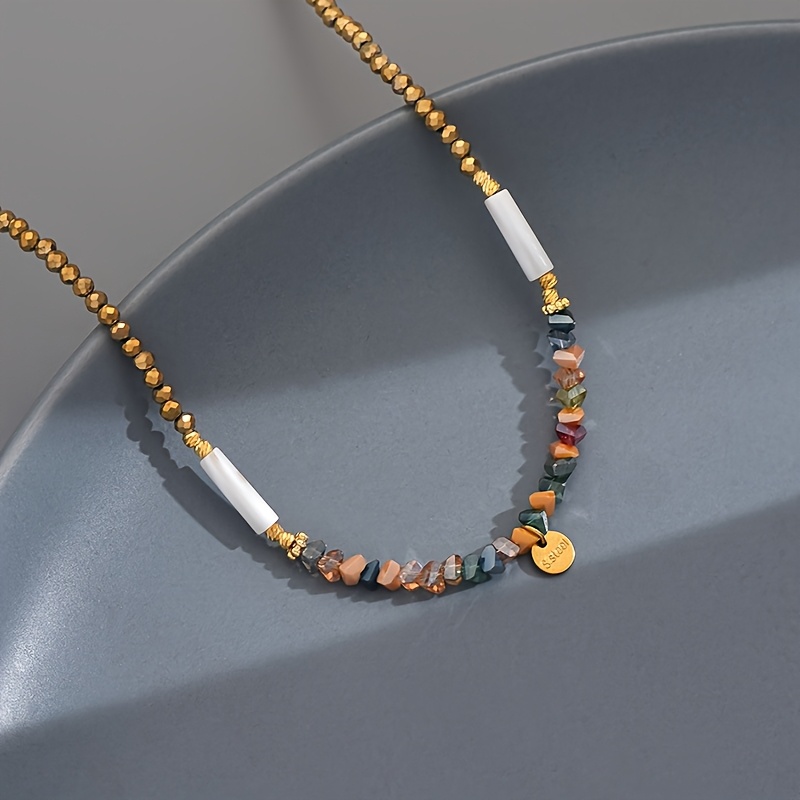 Collana bohémien con cristalli artificiali e perline (colori delle perline