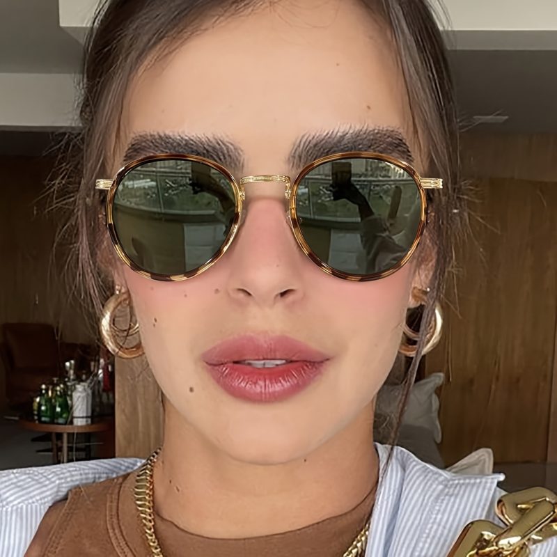 Occhiali da vista decorativi da donna con montatura rotonda