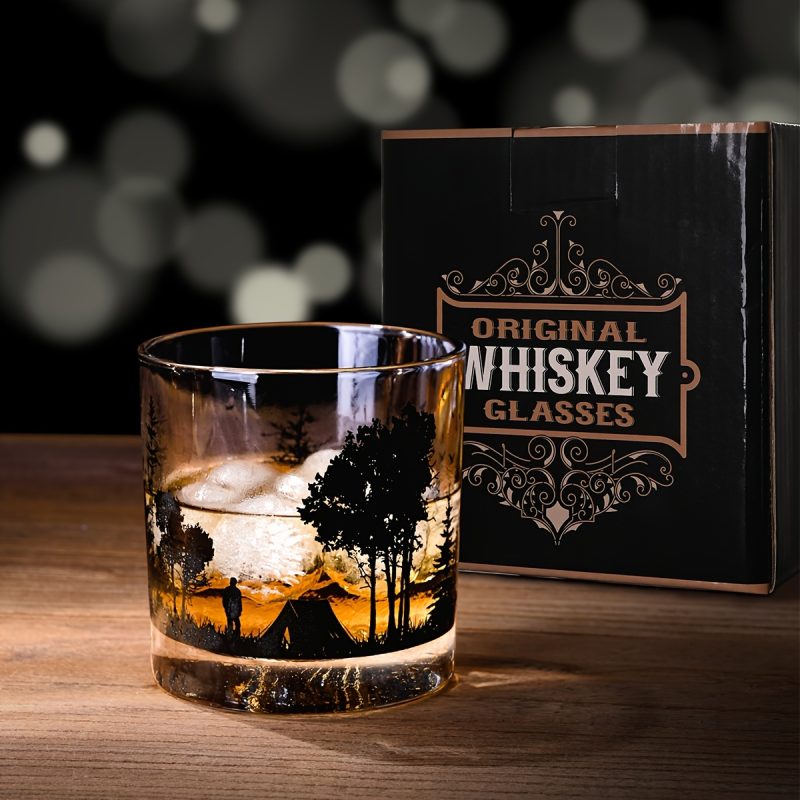 Confezione regalo contenente un bicchiere da whiskey classico in vetro