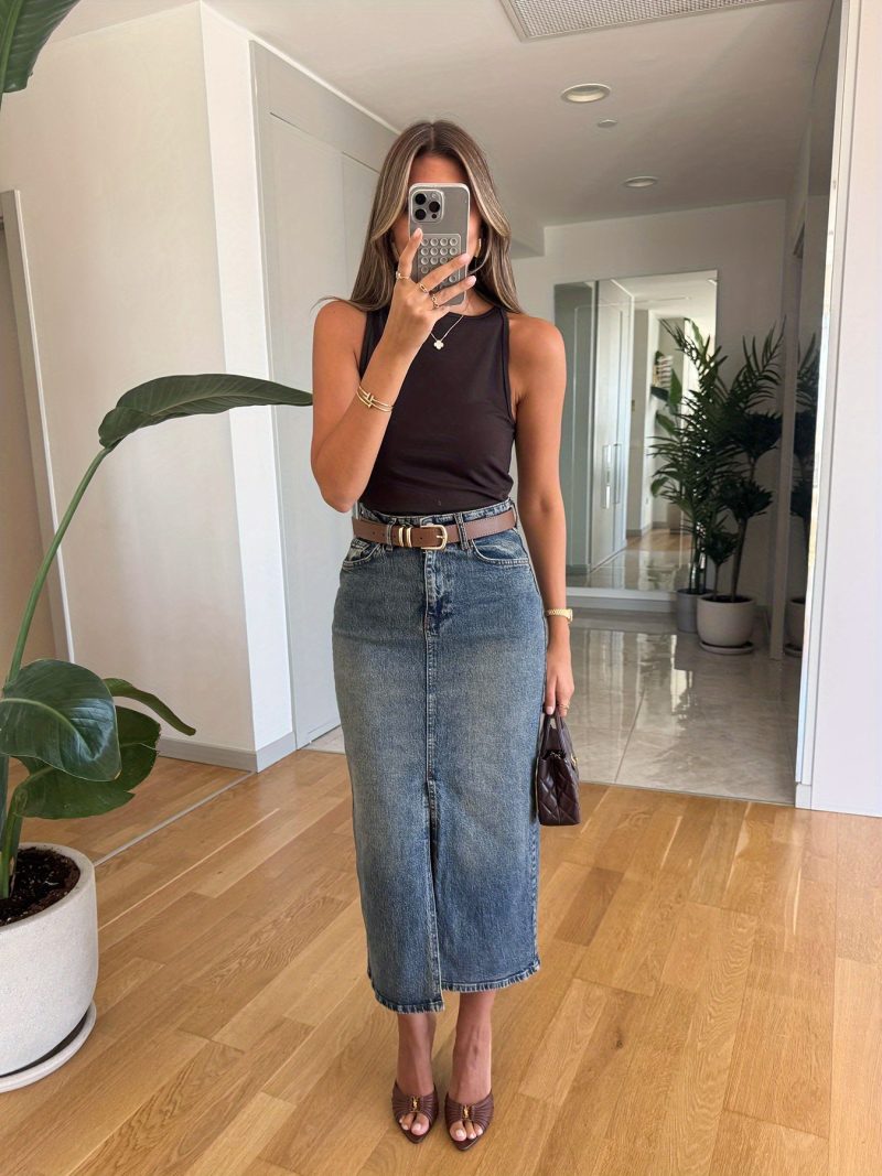 Gonna lunga in denim lavato primavera/estate 2026 con spacco frontale, elasticizzato,