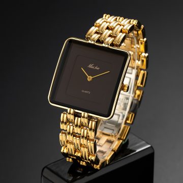 volto-nero-dorato-maschio