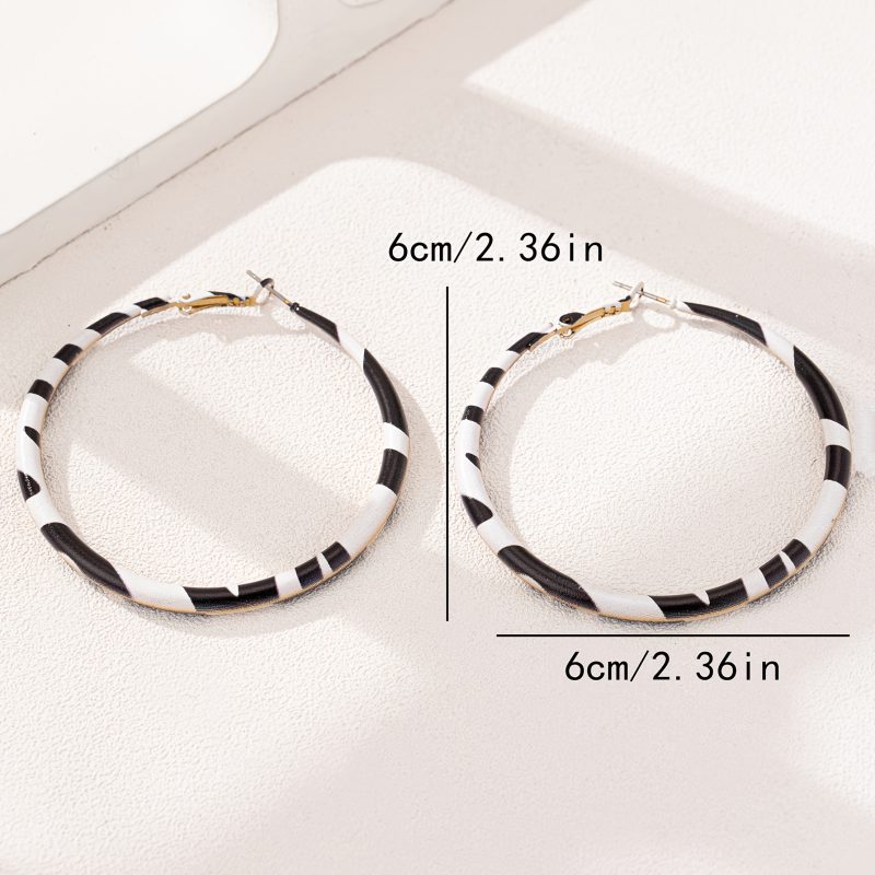 Orecchini alla moda e eleganti con stampa zebra da donna,