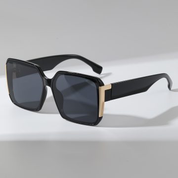 1pz-cornice-nera-pellicola-completamente-grigia